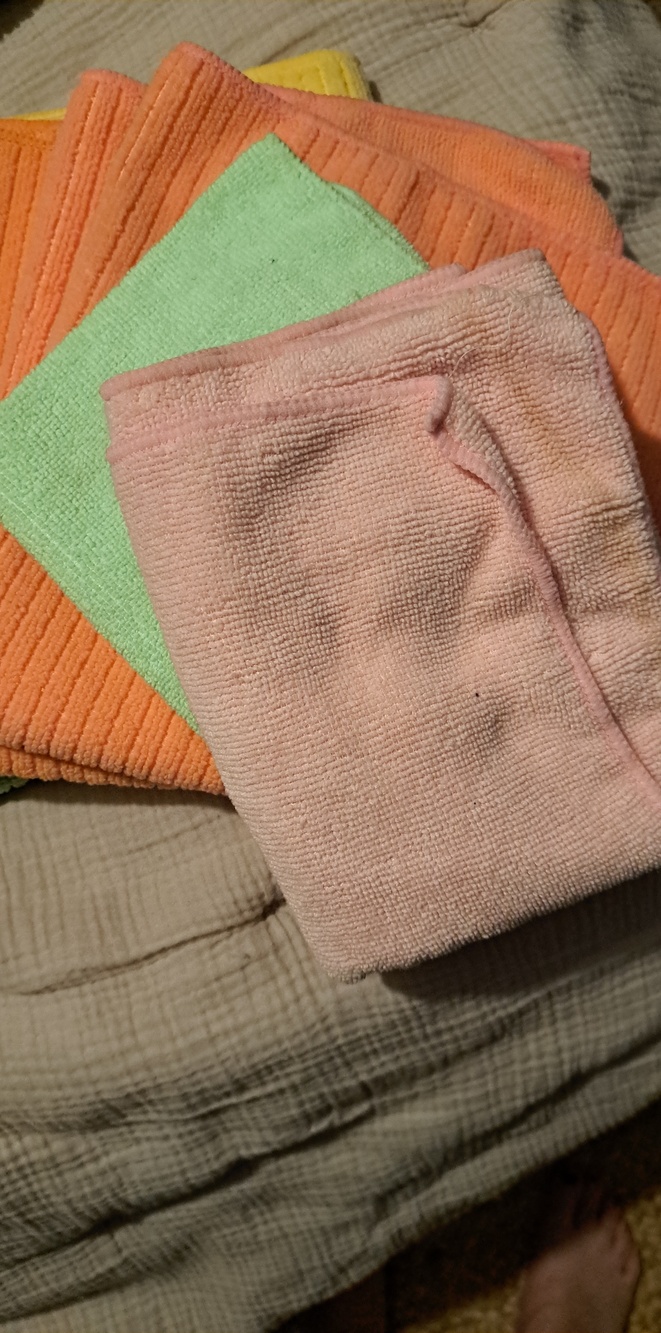 Multi-Color Ribbed Microfiber Cloths - Picture 2 of 2